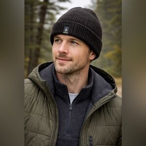 Smartwool 100% Merino Wool Beanie Small Ribbed Knit Winter Hat EUC